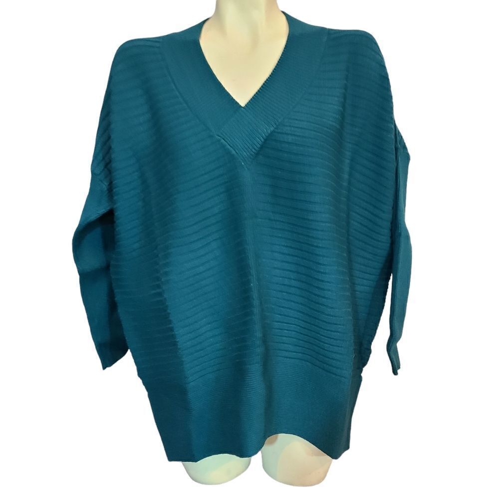 ‎Stitch drop Teal V-Neck Top Size Small